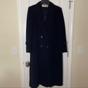 Evan Picone Black 100% Wool Long Collared Peacoat With Button Closure